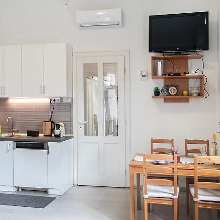 Dora Apartment Near Buda Castle With Parking! Budapeşte Dış mekan fotoğraf