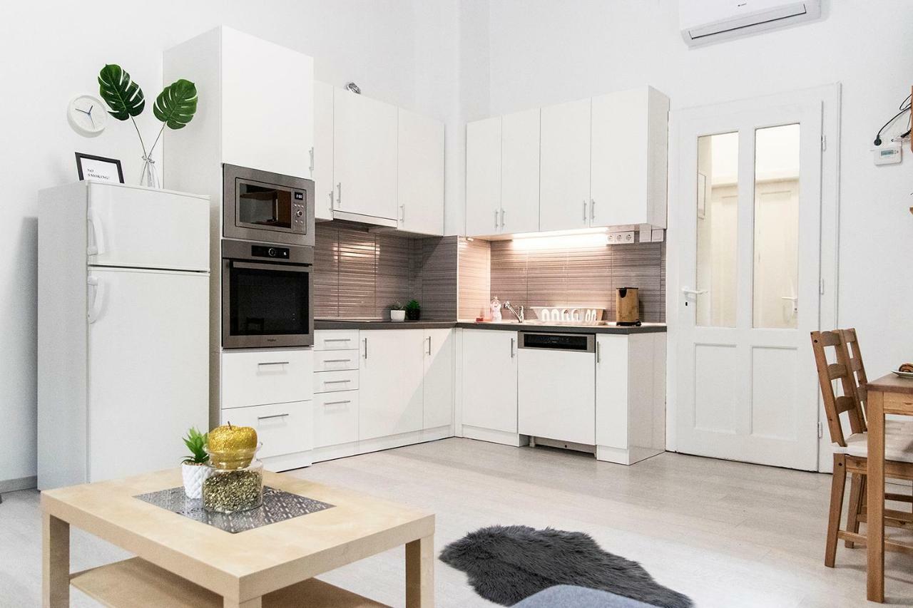 Dora Apartment Near Buda Castle With Parking! Budapeşte Dış mekan fotoğraf